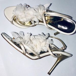 Sentiment floral heels